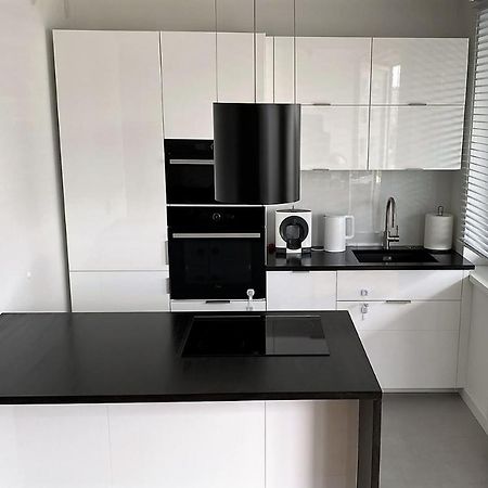 A Modern Apartment For 2 People Красков Екстериор снимка